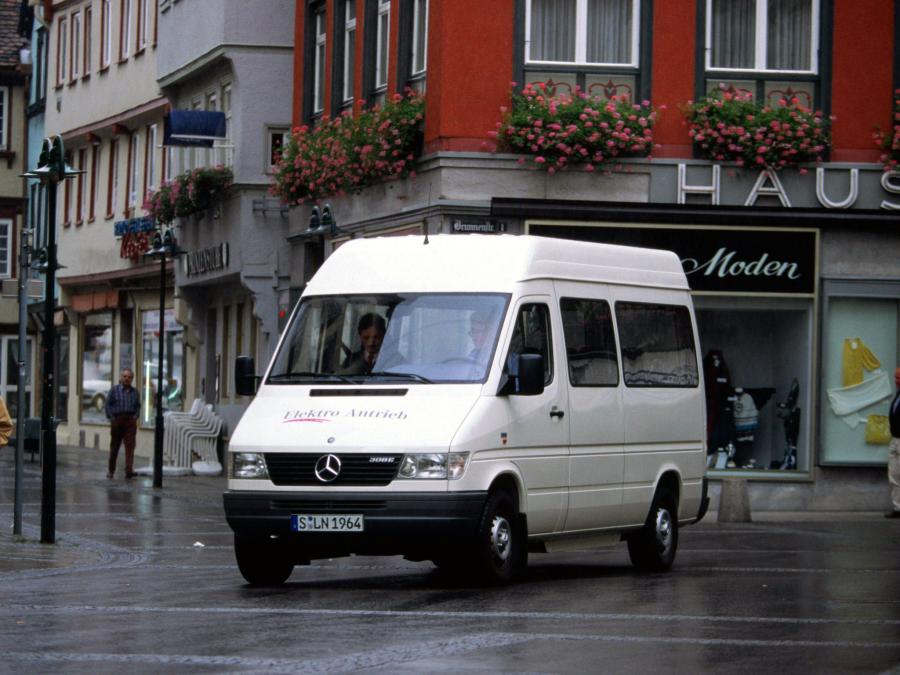  Mercedes-Benz Sprinter 308E Elektro Antrieb 1995 года  (фото 2 из 4)